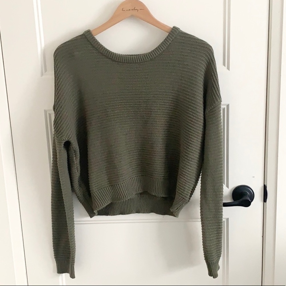 green sweater crop top - Picture 1 of 3